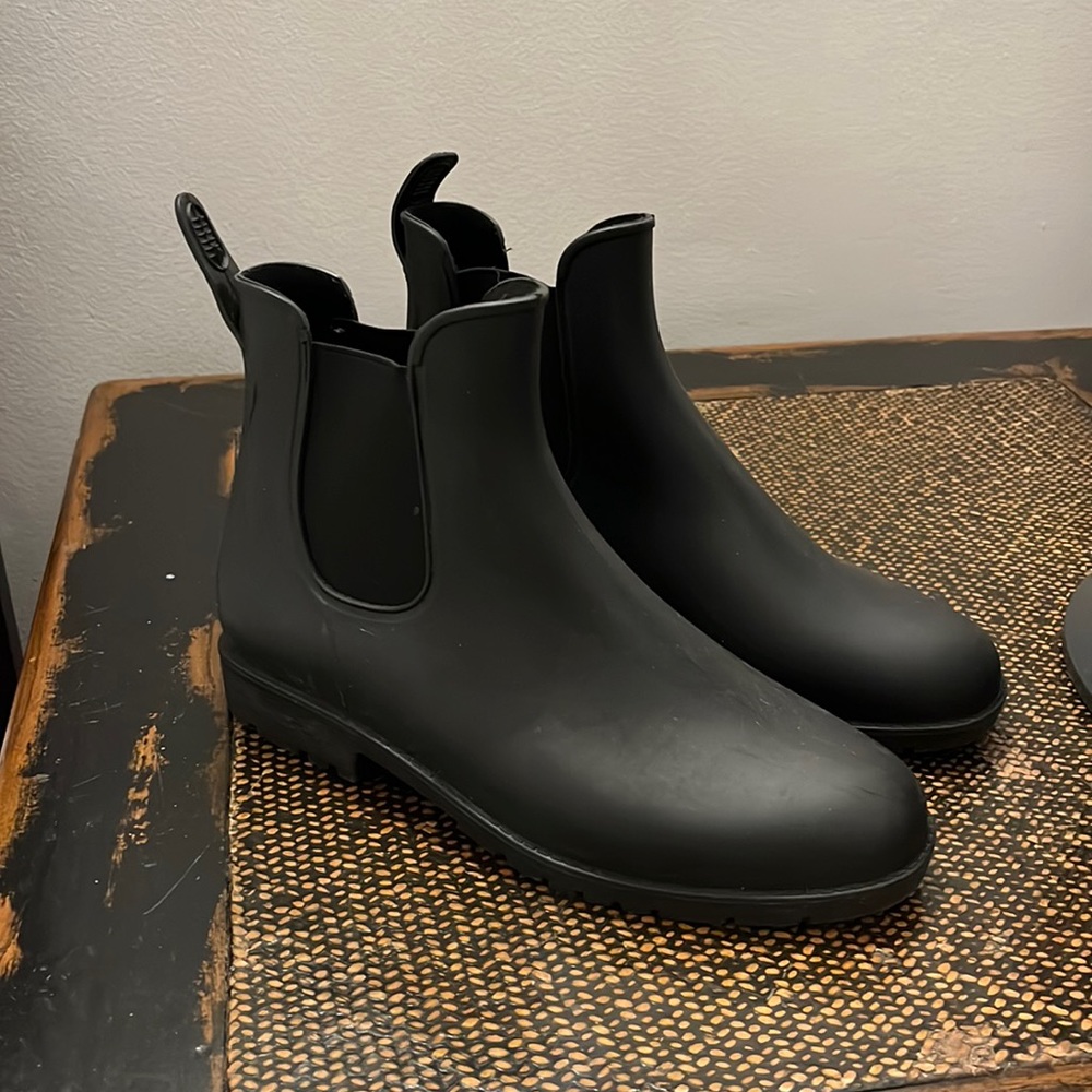 Black Rubber Rain Booties